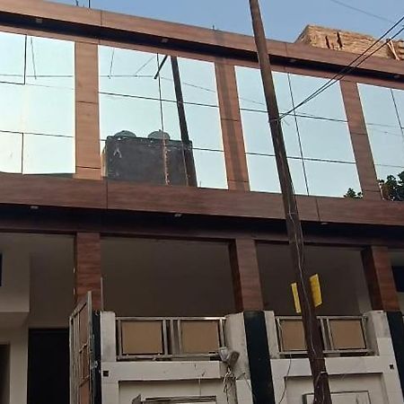 Geeta Palace Hotel Vrindavan Luaran gambar
